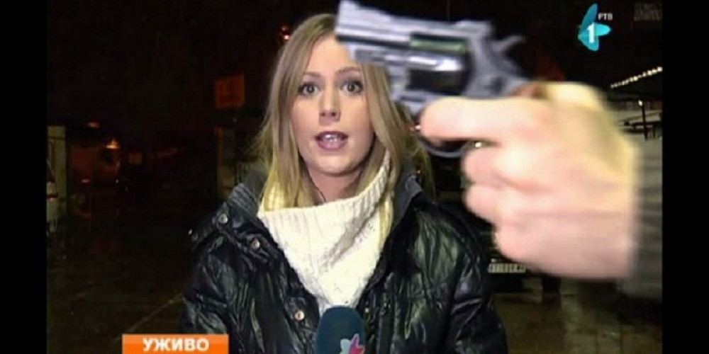 Potegao pištolj na novinarku Jutarnjeg (VIDEO)