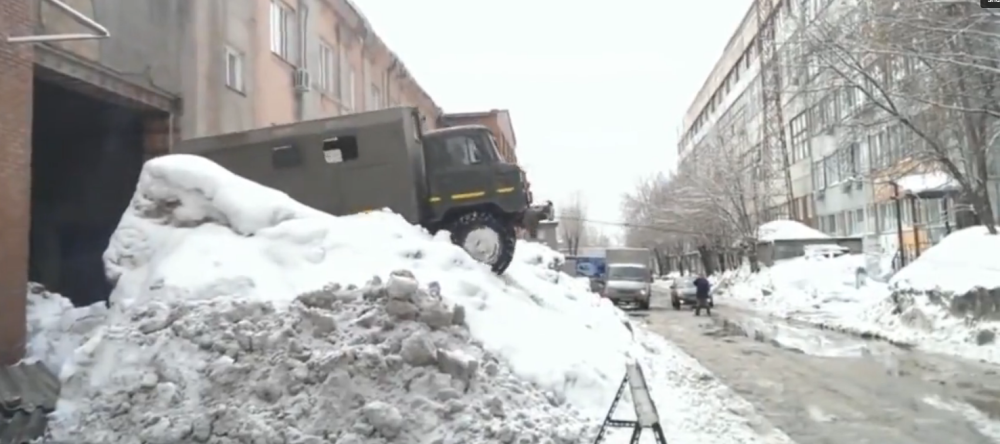 Rusima ni sneg ne može ništa! (VIDEO)