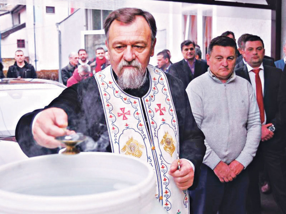 Ponovo osveštavaju česmovaču u Novom Sadu