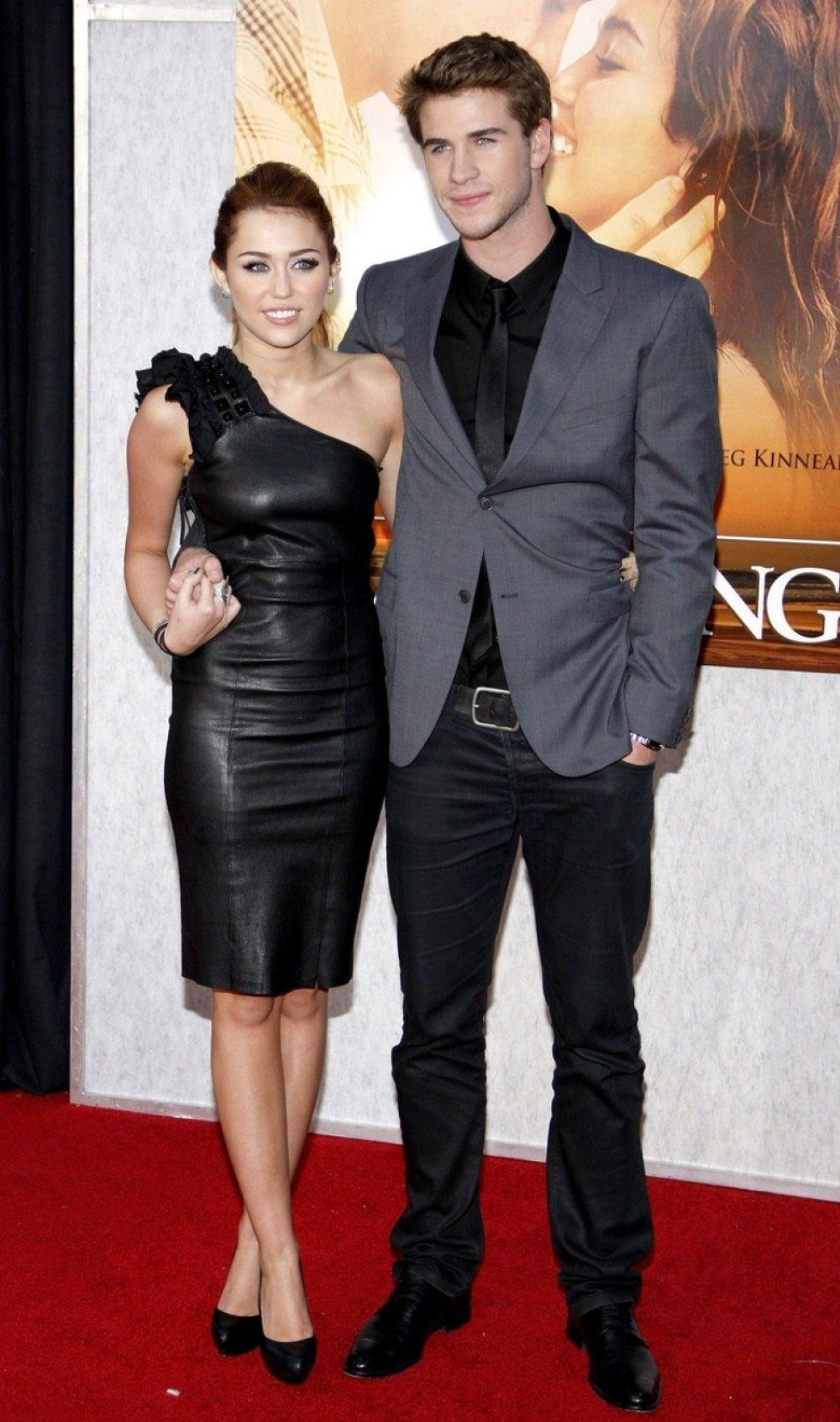 Majli Sajrus se ponovo verila?