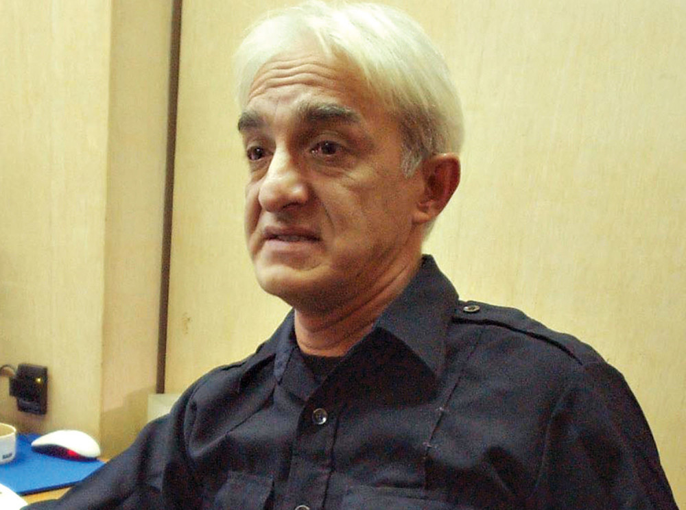 Kapetan Dragan deli ćeliju sa ubicom i silovateljem!