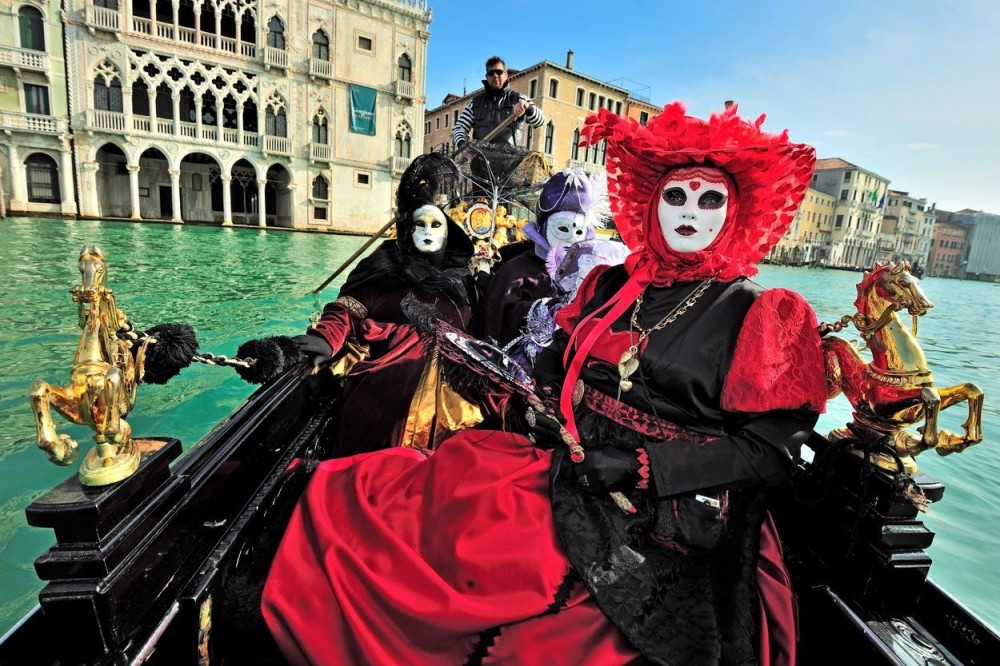 Počeo karneval u Veneciji