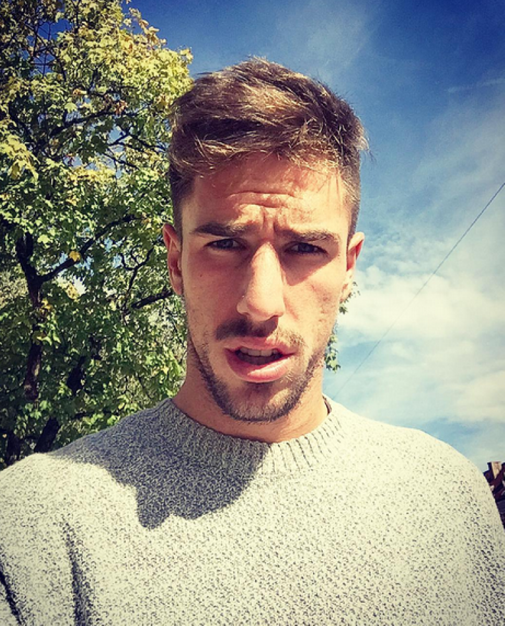 Ovog seksi fudbalera krila je Kaća Živković! (FOTO)