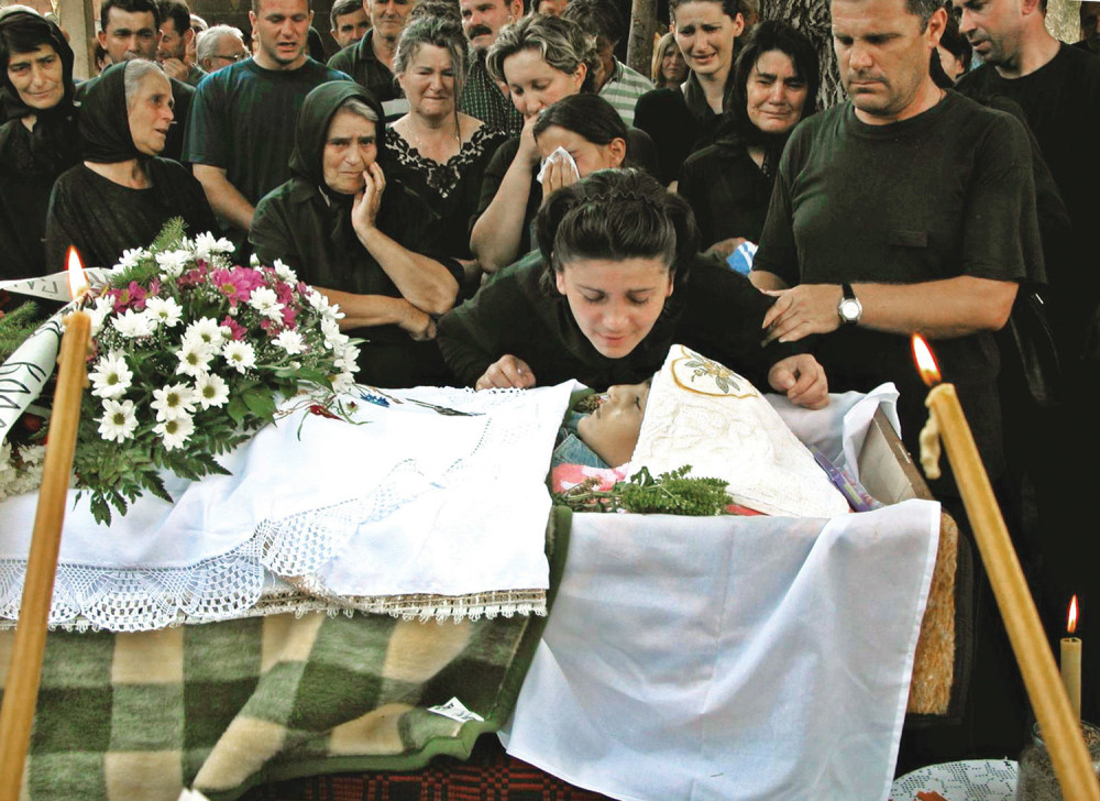 Deca ušla u reku da se kupaju, metak je usmrtio Ivana, a potom i Panteliju, Đorđe, Bogdan, Marko i Dragana jedva preživeli