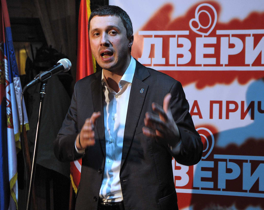 I Dveri predsednika za trku imaju!