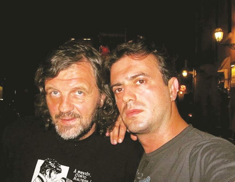 Kusta šutnuo Sergeja iz filma!