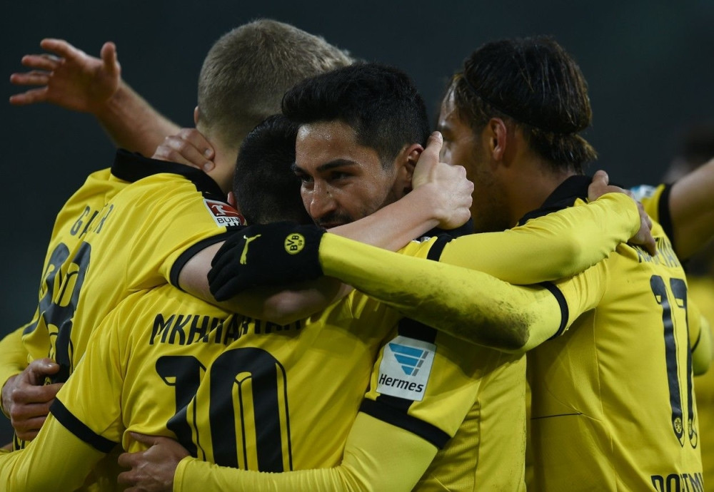 Dortmund gazi redom, ne posustaje!