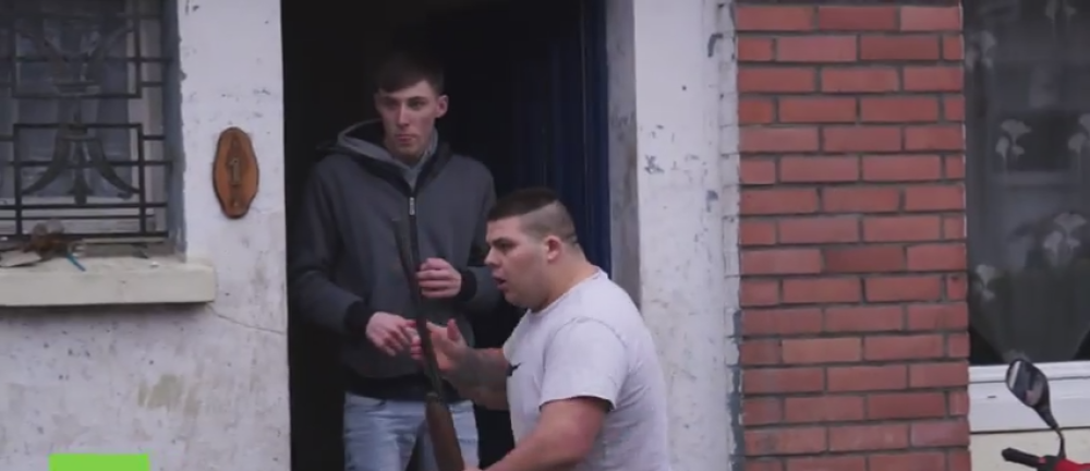 Puškom na migrante (VIDEO)