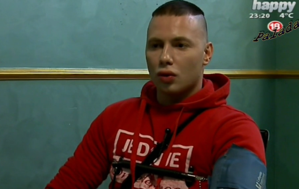 Brendon izvadio silikone!