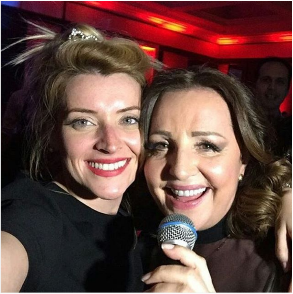 Anđelki Bekuta pevala na uvce