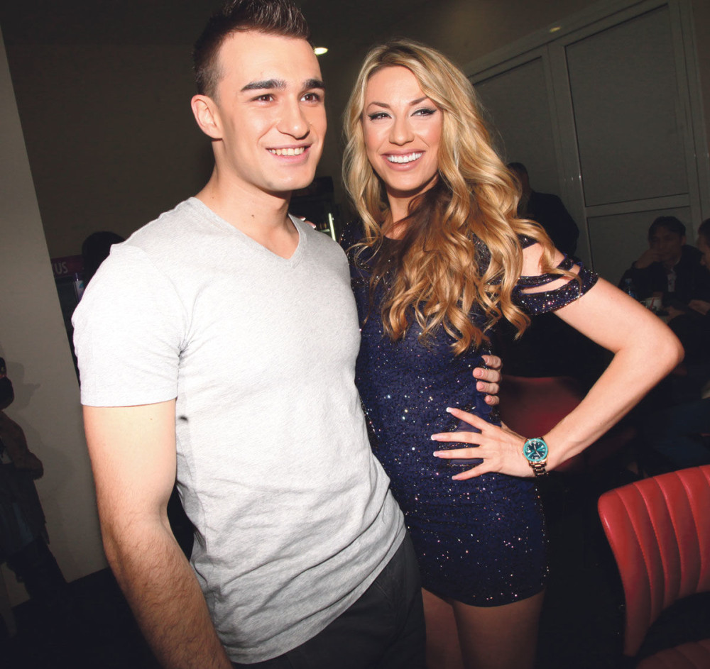 Priveden dečko Rade Manojlović!