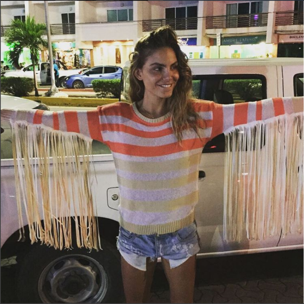 Nina Seničar se valja u blatu (FOTO)