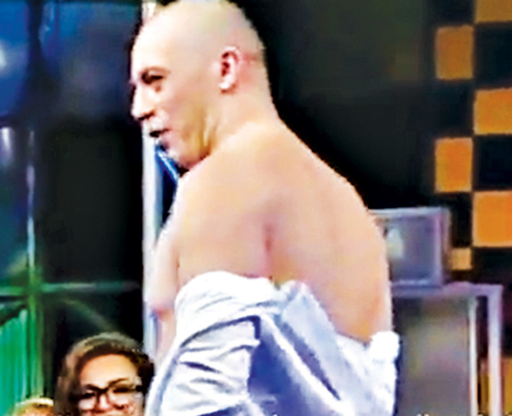 Topalko izveo striptiz u emisiji
