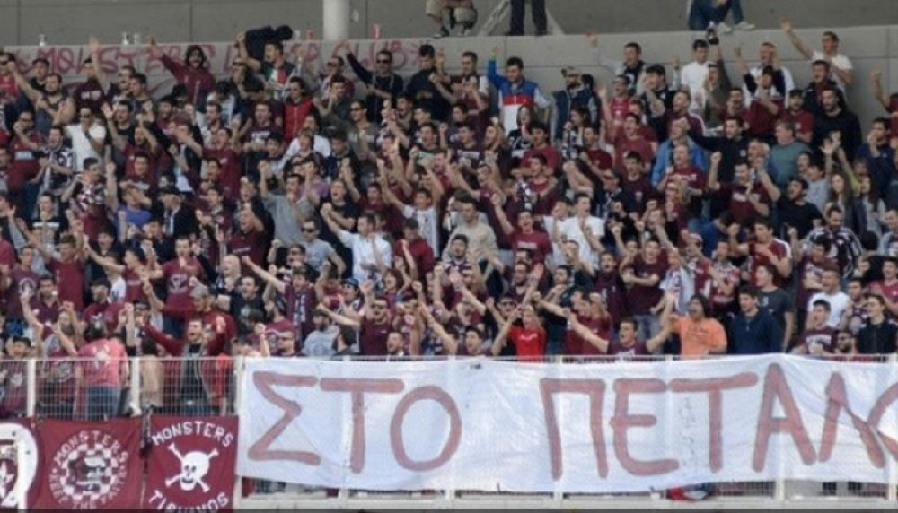 Fudbaleri protestovali zbog stradanja migranata!