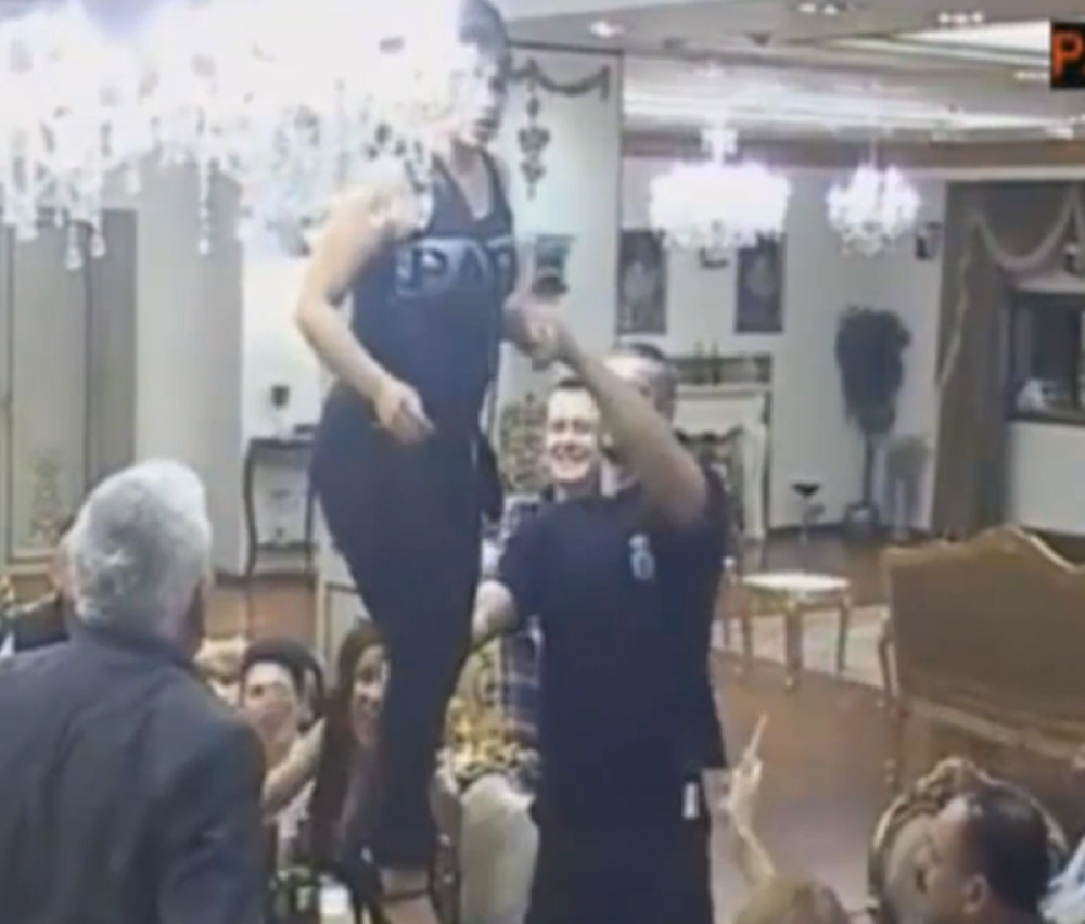 Miljana odvučena u izolaciju (VIDEO)