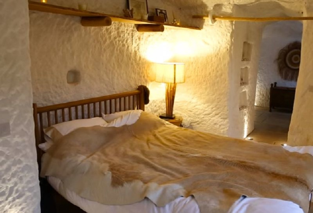 Sagradio luksuznu kuću u pećini (VIDEO)