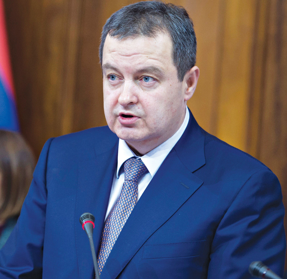 Dačić popravio frizuru, pa "pao" selfi ispred Tadž Mahala