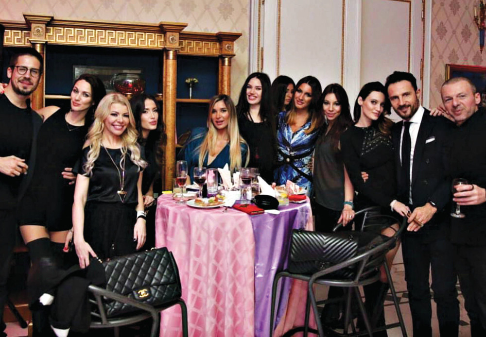 Danijela Karić bez muža slavila rođendan!