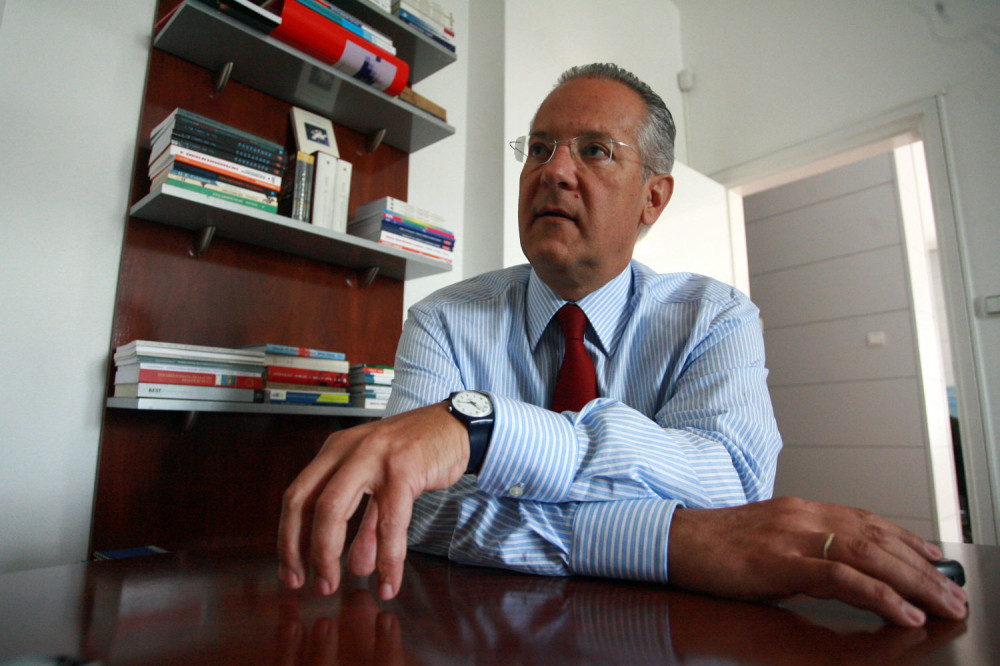 Ivan Vejvoda šef diplomatije?