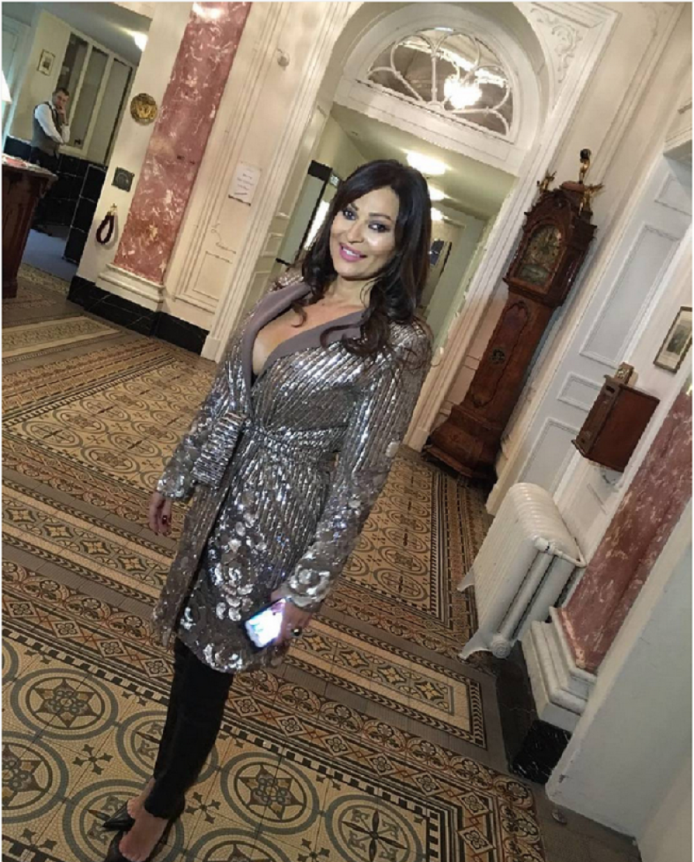 Gaze Cecu za 22.000 dinara!