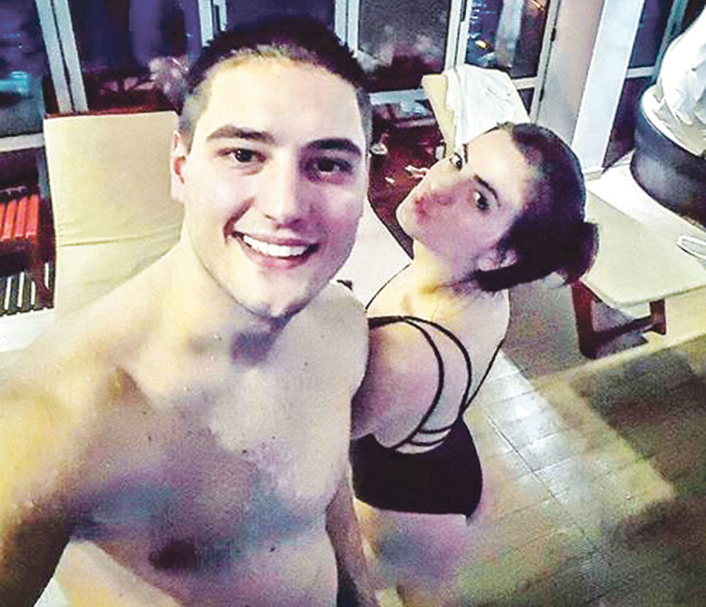 Perućicu teši Milica Pavlović