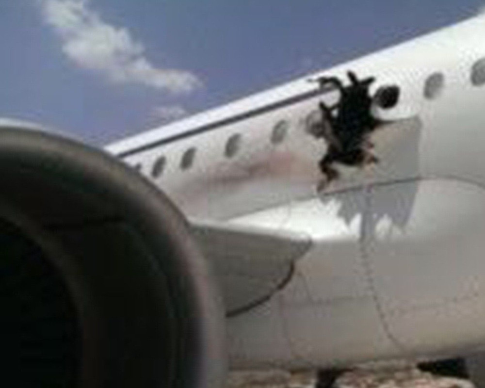 U avionu srpskog pilota eksplodirala bomba?