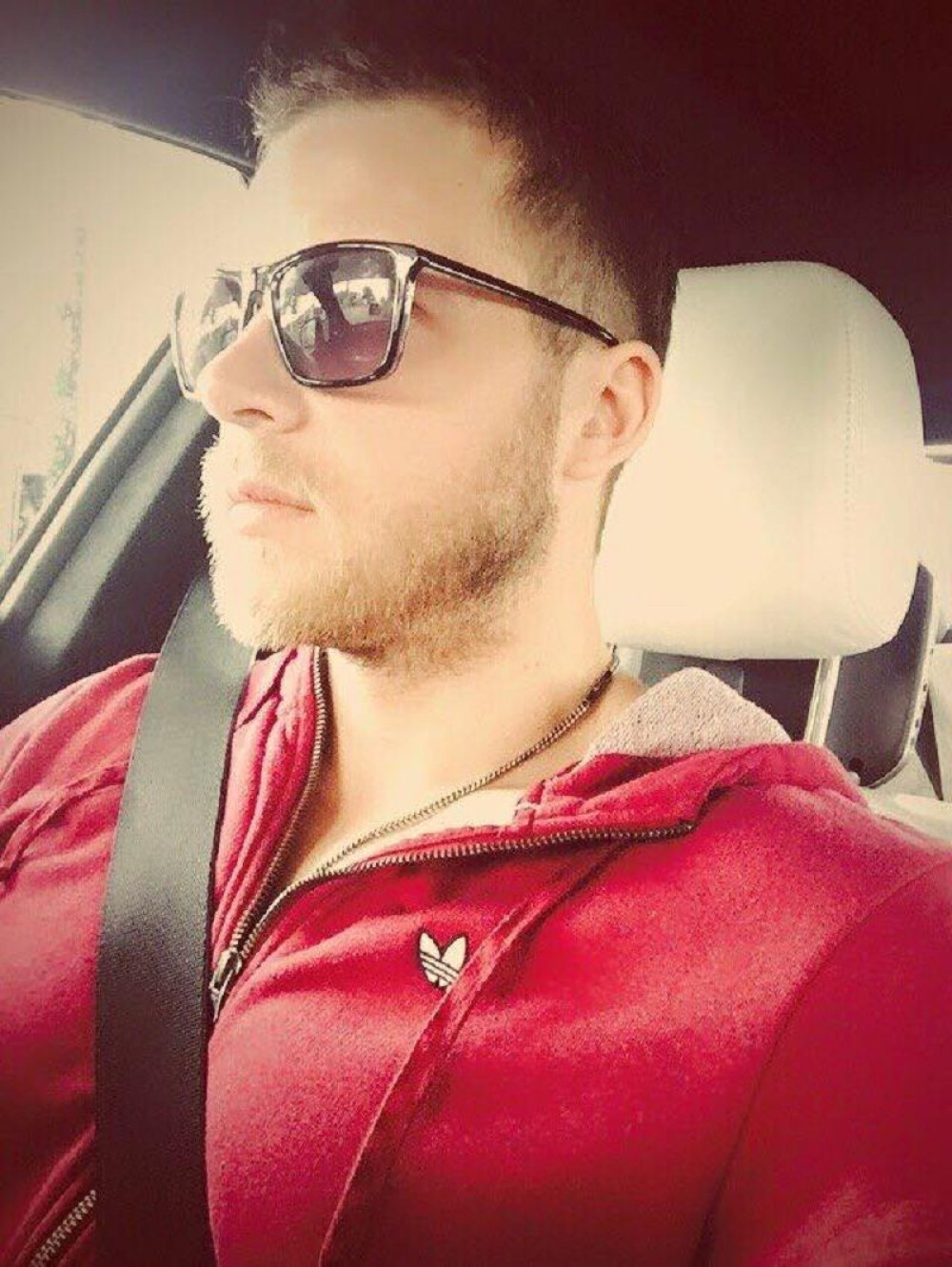 Rade preboleo Gabrijelu!