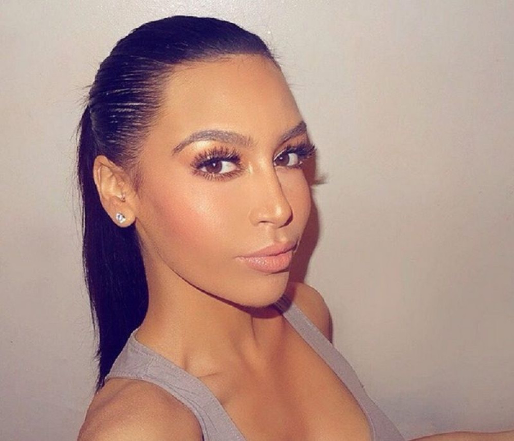 Ovo je dvojnica Kim Kardašijan (FOTO)