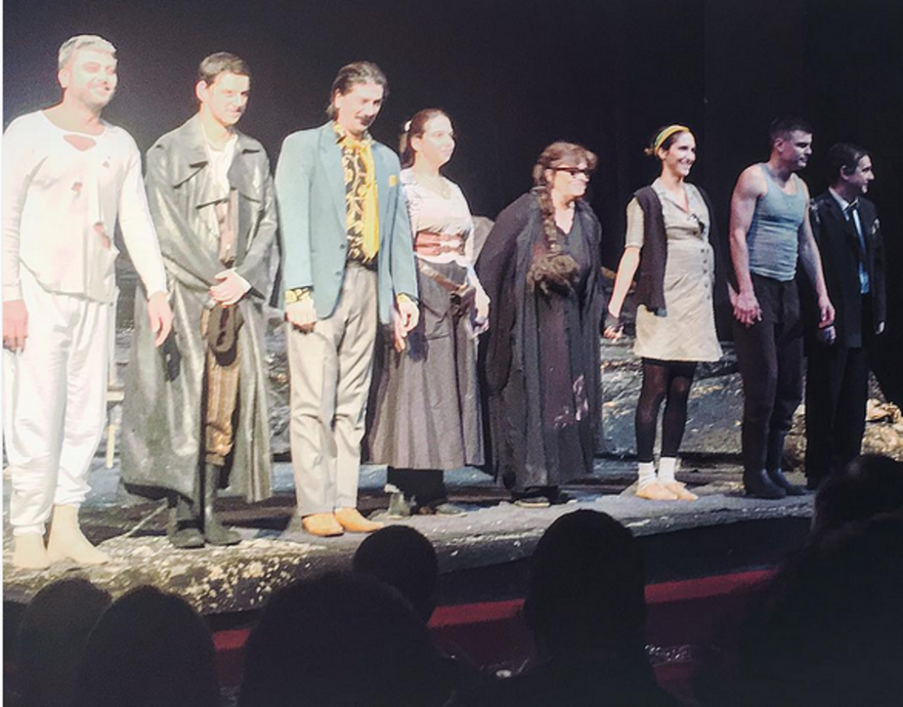 Vuk Kostić s bivšom u predstavi!