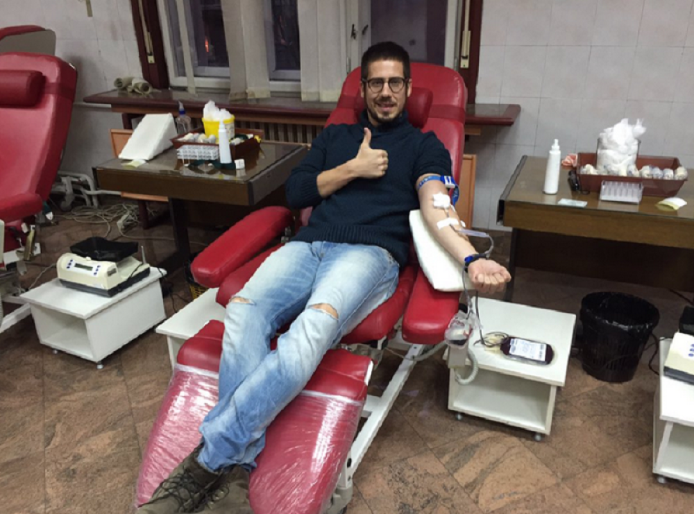 Nikola srećan što je donirao krv