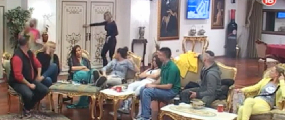 Voditeljka napustila emisiju zbog Gastoza! (VIDEO)