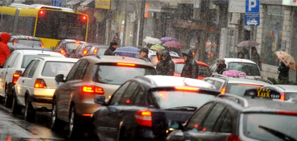 Ispod Kneza Miloša gradiće parking