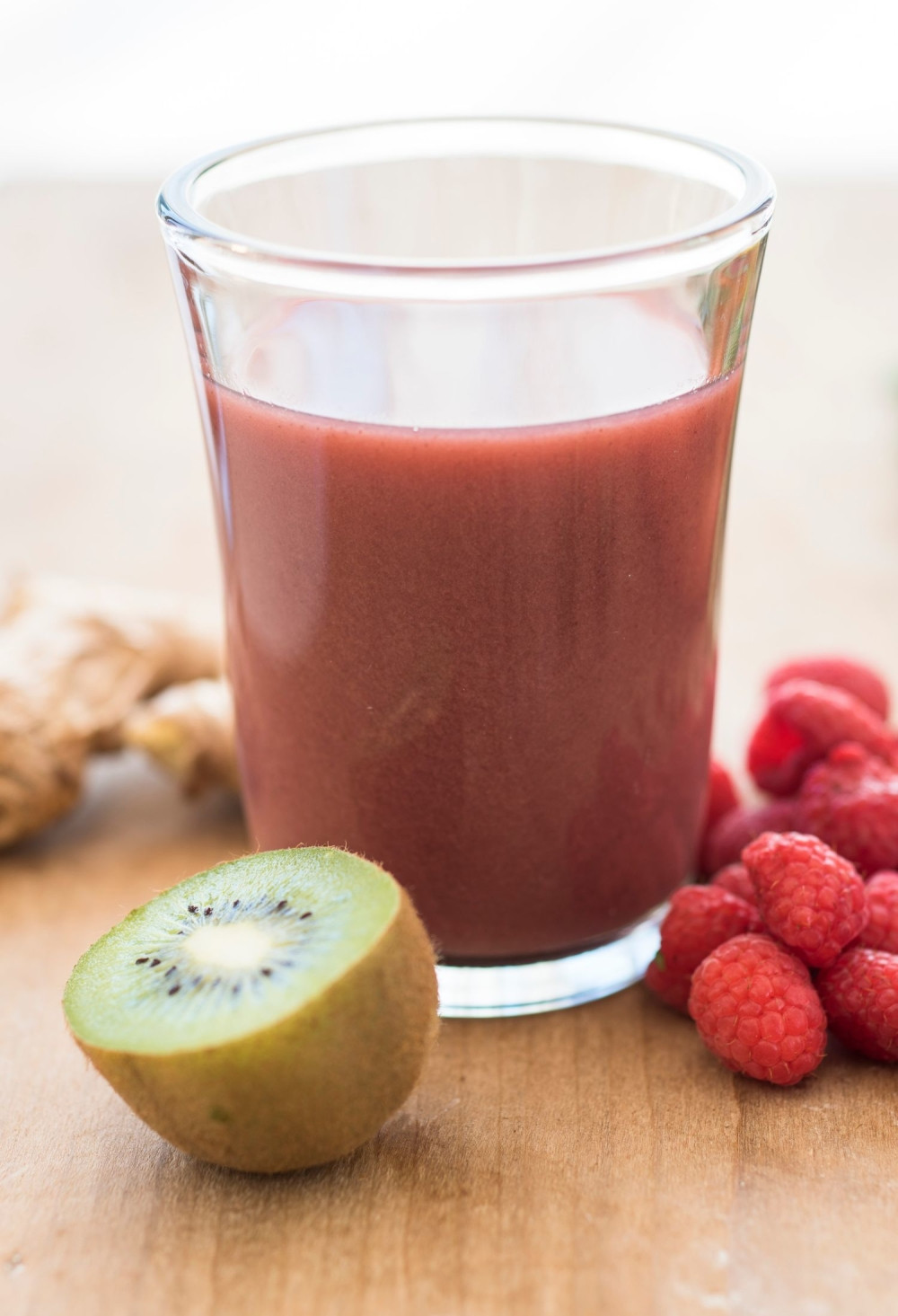 POMEŠALA JE 3 JEFTINA SASTOJKA: Napitak koji je dobila regulisao joj je ŠEĆER U KRVI!