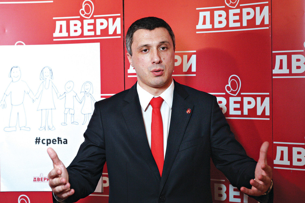 Boškovi spalili diplome u inat Tomi