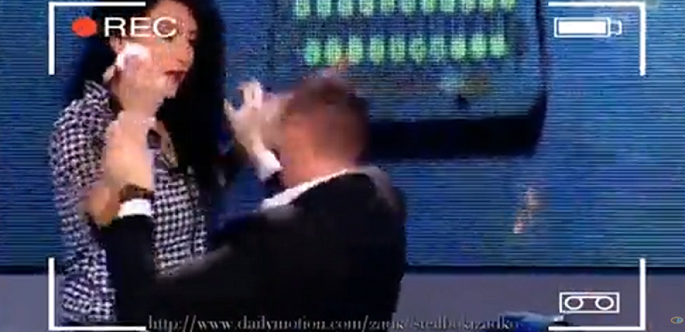 Vendi napala i voditelja u emisiji! (VIDEO)