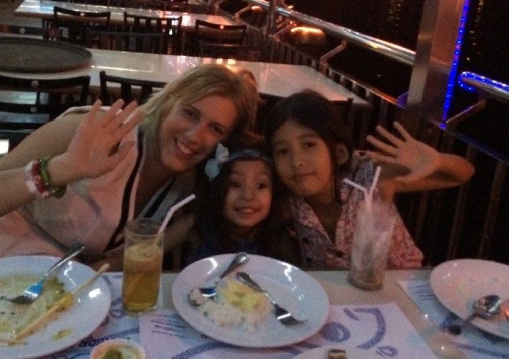 Jeleni ne daju da dovede bratanicu u Srbiju!