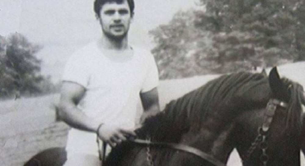 Ovo je učesnik "Parova" iz mlađih dana (FOTO)