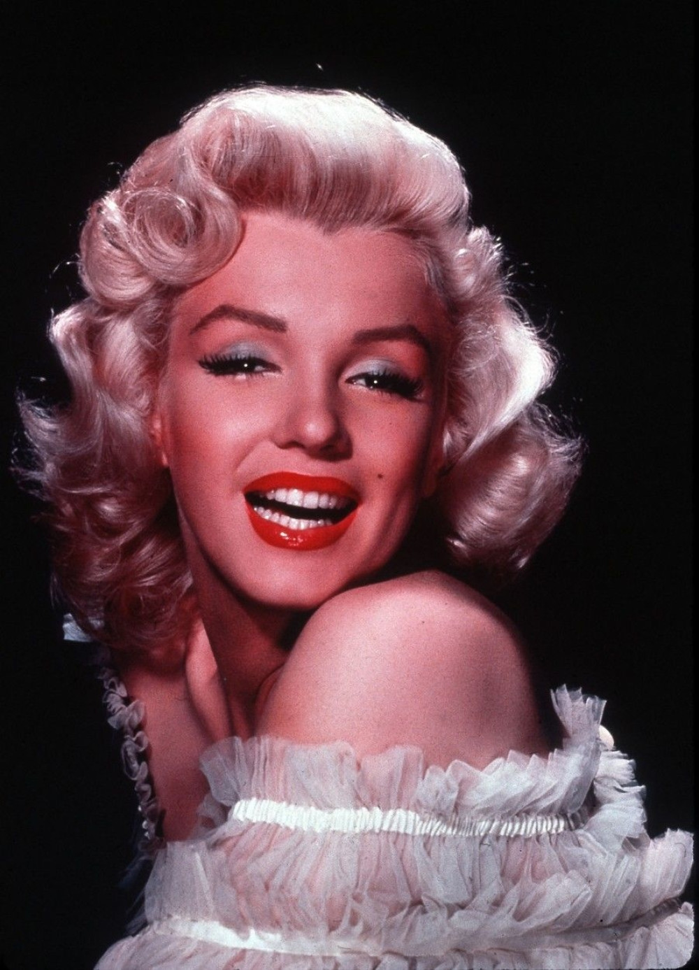 Čuvena haljina Merilin Monro ponovo na aukciji (FOTO + VIDEO)