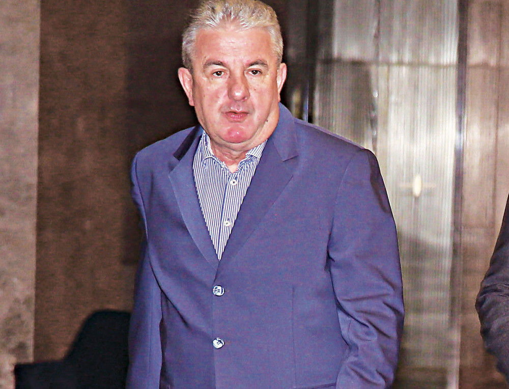 Kristijan laže, nisam mu rod!