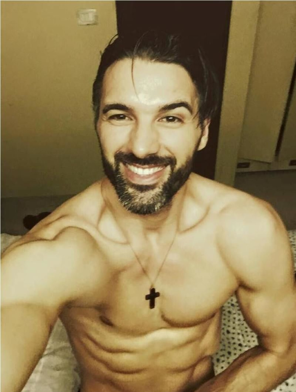 Veselin pokazao intimne delove tela! (FOTO)