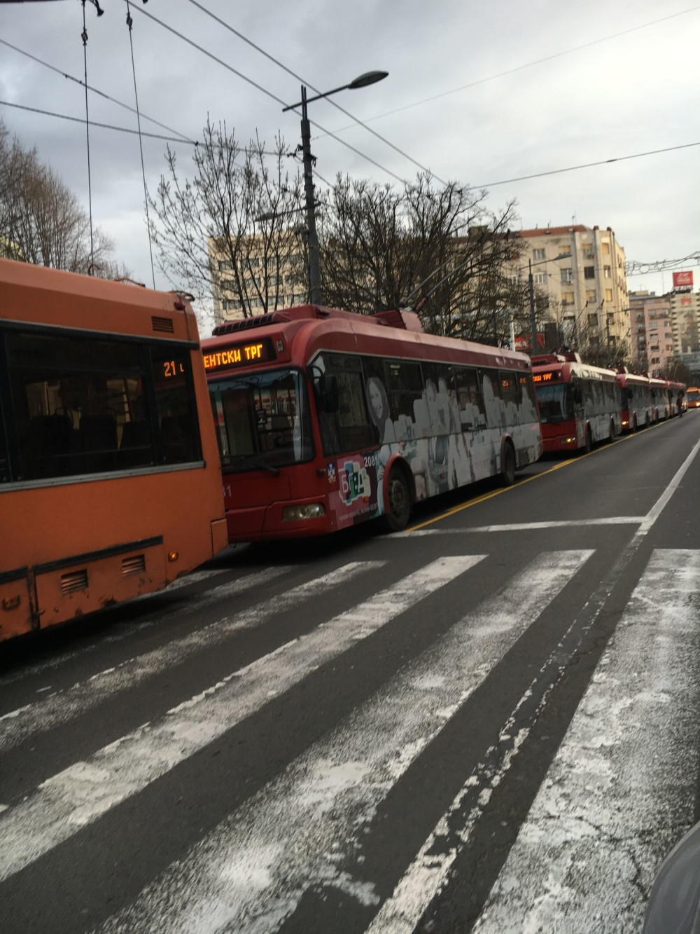 Saobraćajni kolaps zbog nestanka struje (FOTO)
