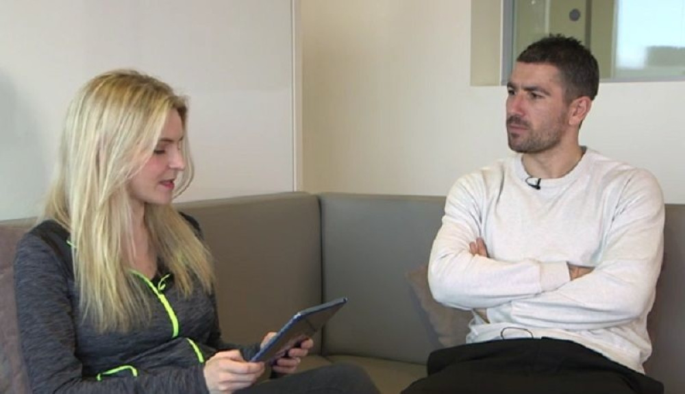 Urnebesni intervju Kolarova (VIDEO)