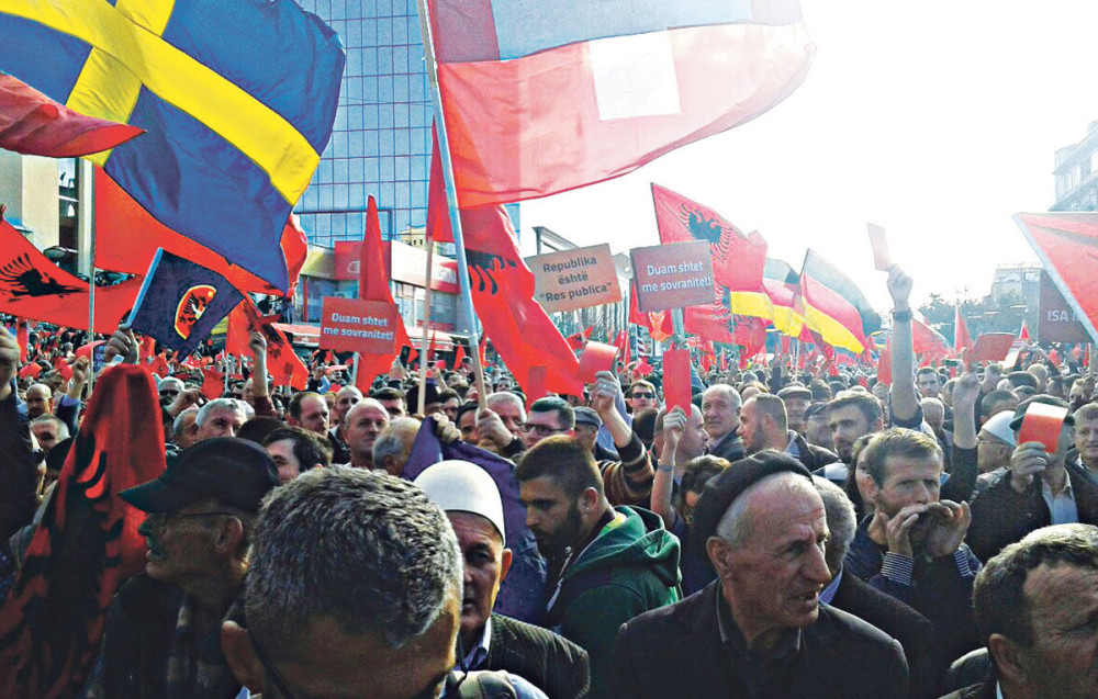 Oteo je Kosmet Srbiji - ne mari za stav UN da Kosovo NIJE DRŽAVA!