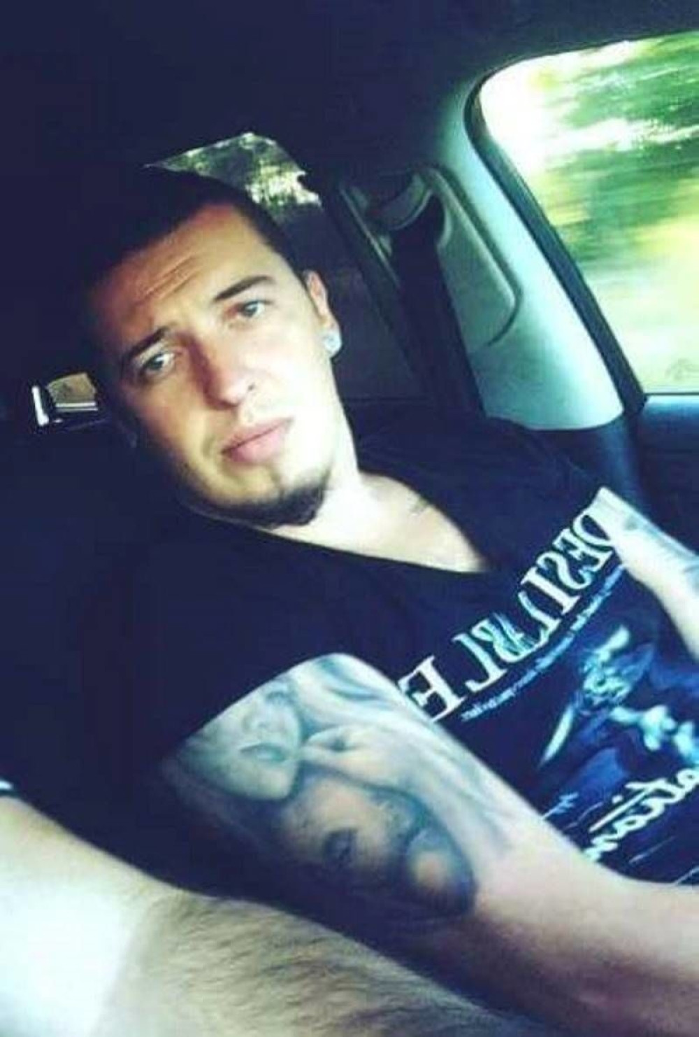 OSTAVILA GA ZBOG PREVARE, PA SE UDALA ZA NJEGA!  Ovako izgleda supruga pobednika "Zvezda Granda" (FOTO)