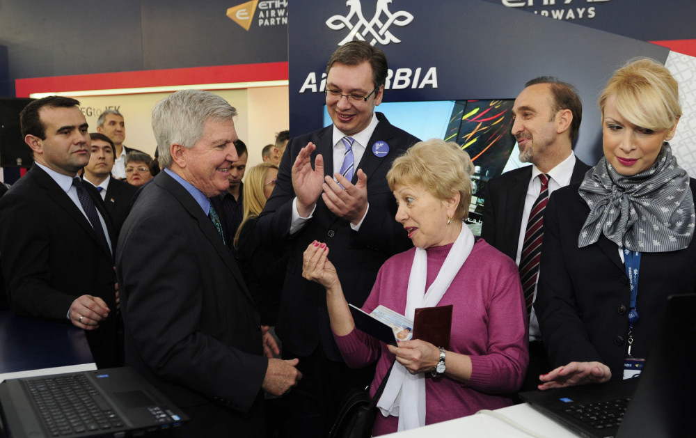 Vučić kupio prvu kartu za Njujork!