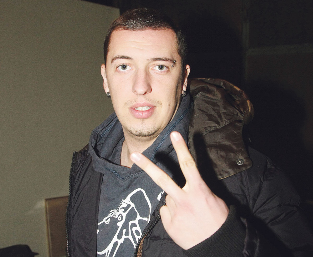 Kum je poginuo, ja sam dobro!