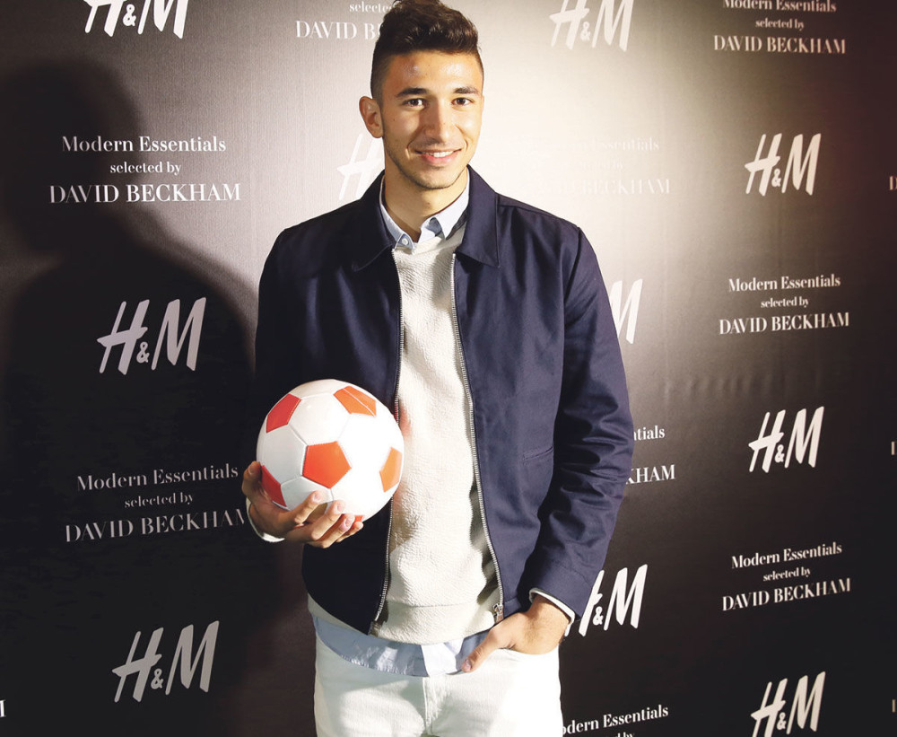 Devojke me saleću zbog Liverpula! (VIDEO)