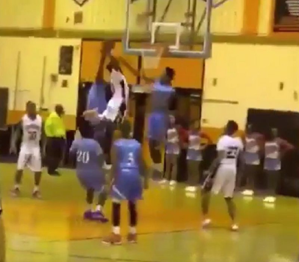 Visok "metar i žilet", zakucava kao dvometraš (VIDEO)