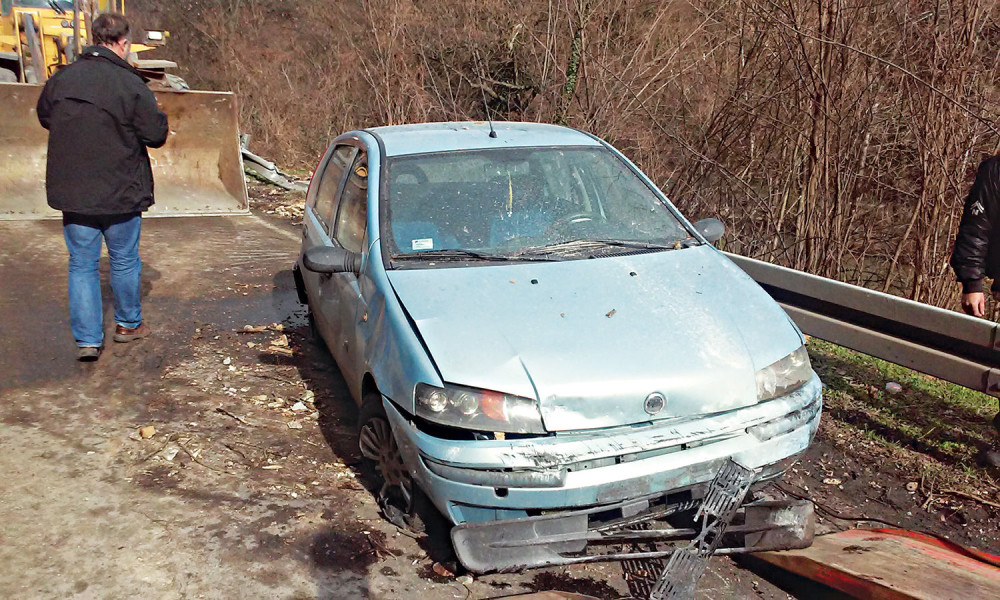 Ogromna stena umalo ih zdrobila na Ibarskoj