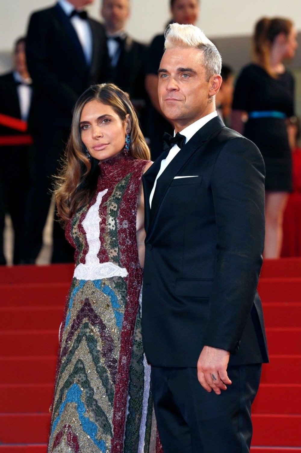 Robi Vilijams sa suprugom završio na sudu